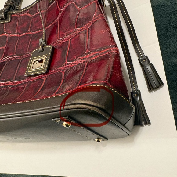 Dooney & Bourke Red Croc Embossed Leather Tote Bag | Large Shoulder Purse - Picture 12 of 15